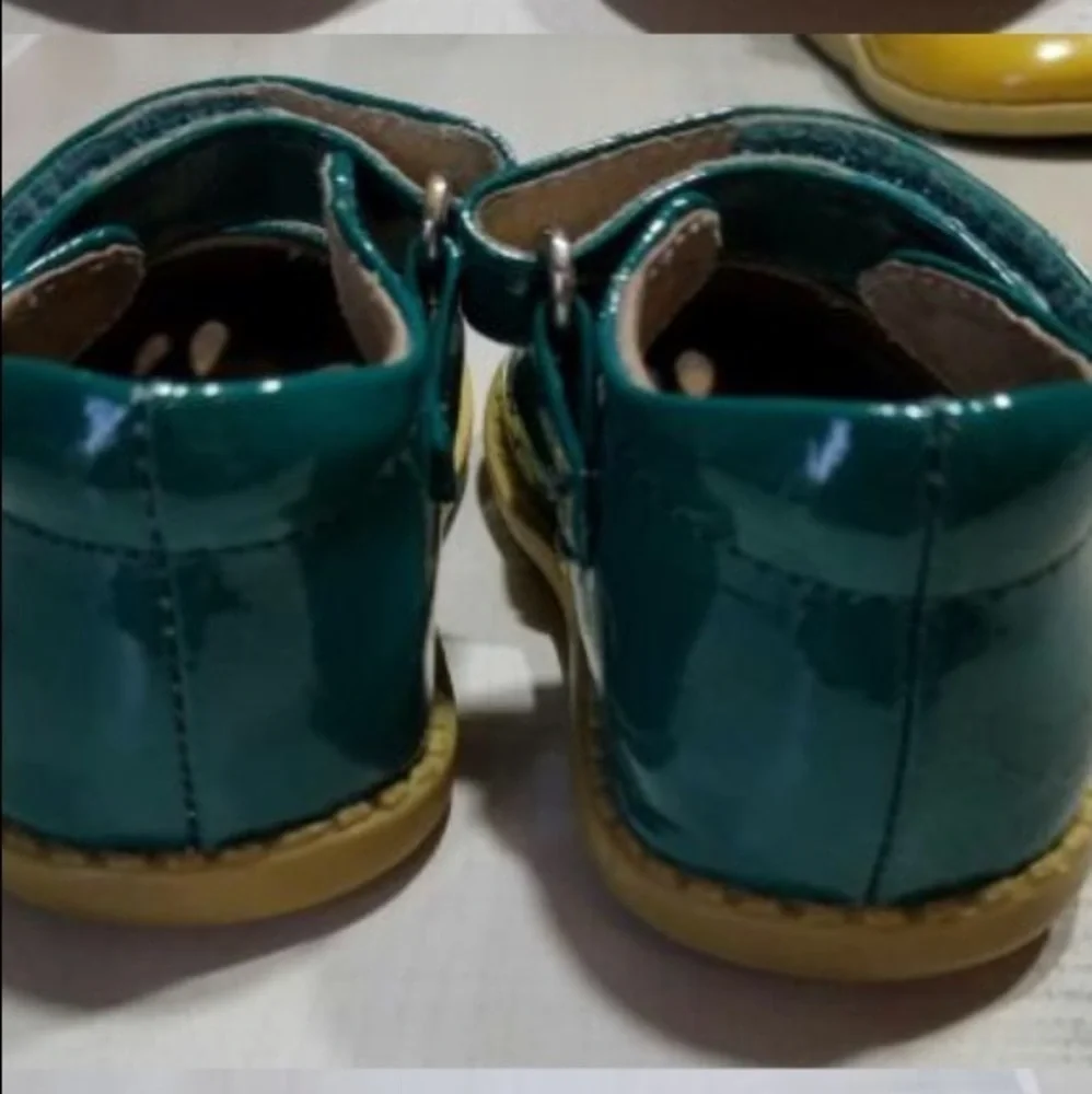 LIVIE & Luca Dark Teal Petals Mary Jane Shoe 4‎ HTF